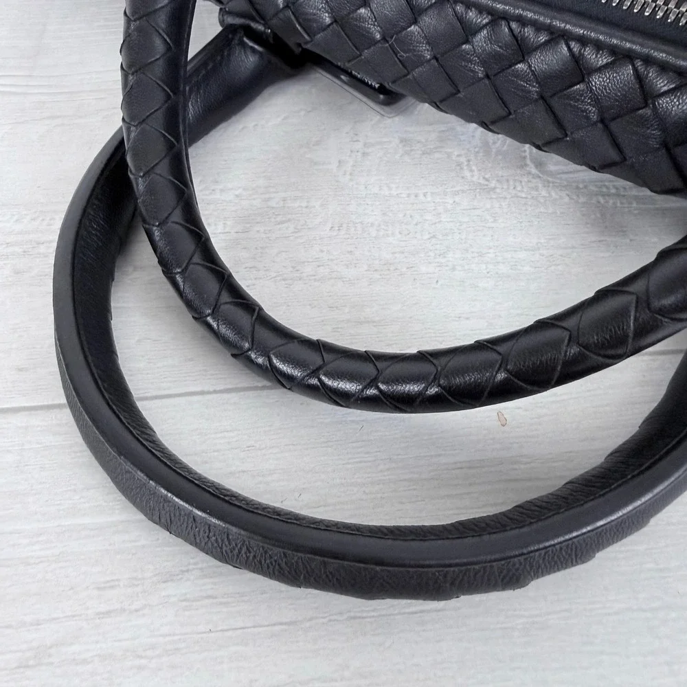 Bottega Veneta Intrecciato Tote Bag Convertible Large Black Woven Leather Italy
